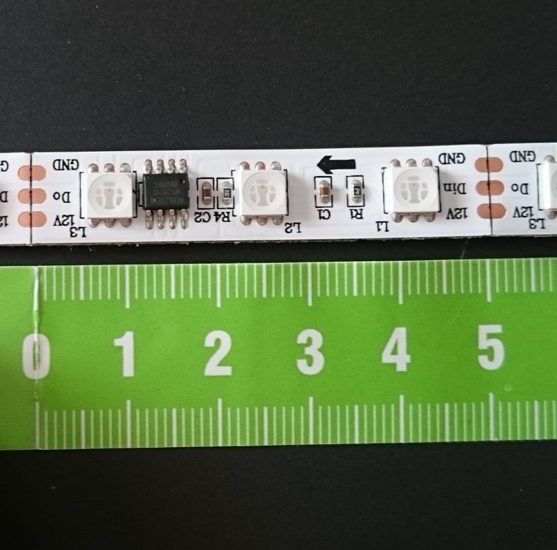 led_60_ws2811_f4.jpg