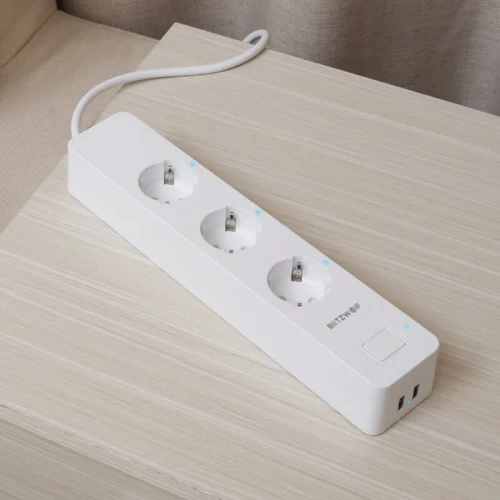 listwa zasilajaca Wifi Tuya 3 gniazdka i 2 porty USB