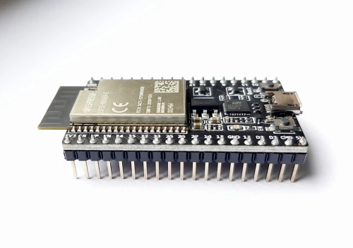ESP32-DevKitC VE
