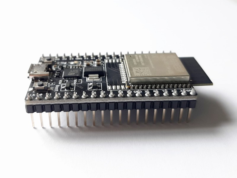 ESP32-DevKitC 32E