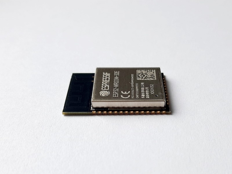 ESP32-WROOM-32E (4MB)