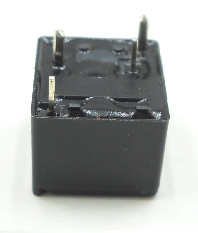Przekaźnik 4 PIN V23086-C1021-A502 AUTOMOTIV