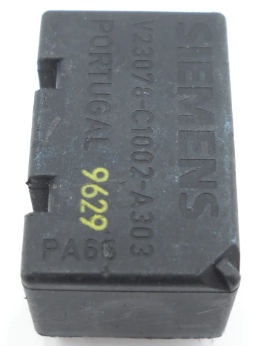 Przekaźnik samochodowy V23078-C1002-A303 SIEMENS