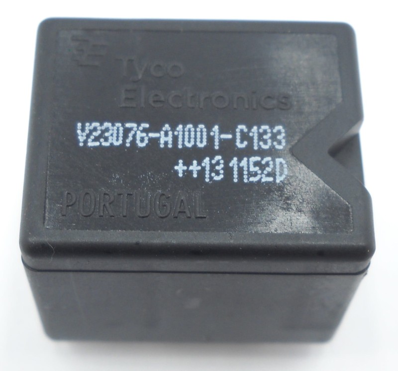 Przekaźnik samochodowy V23076-A1001-C133 Tyco Electronics