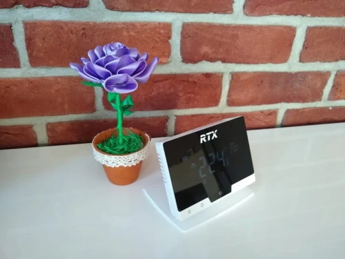 Inteligentny sterownik ogrzewania TUYA WiFi