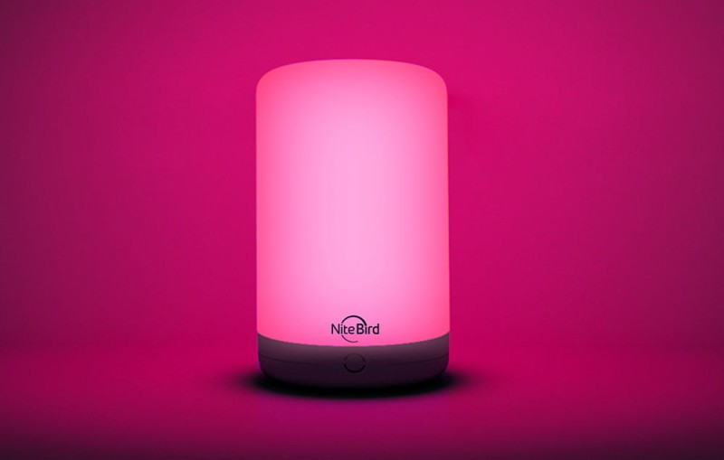 Inteligentna lampka nocna RGB+W NiteBird LB3 dla aplikacji Tuya