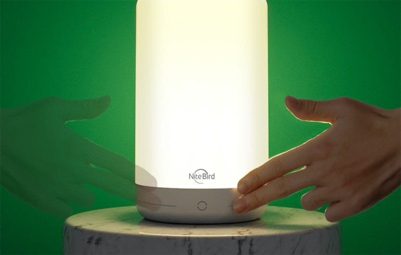 Inteligentna lampka nocna RGB+W NiteBird LB3 dla aplikacji Tuya