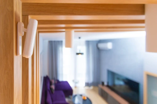 Inteligentny czujnik ruchu Shelly Motion 2 WiFi z czujnikiem temperatury i wbudowaną baterią 6500mAh