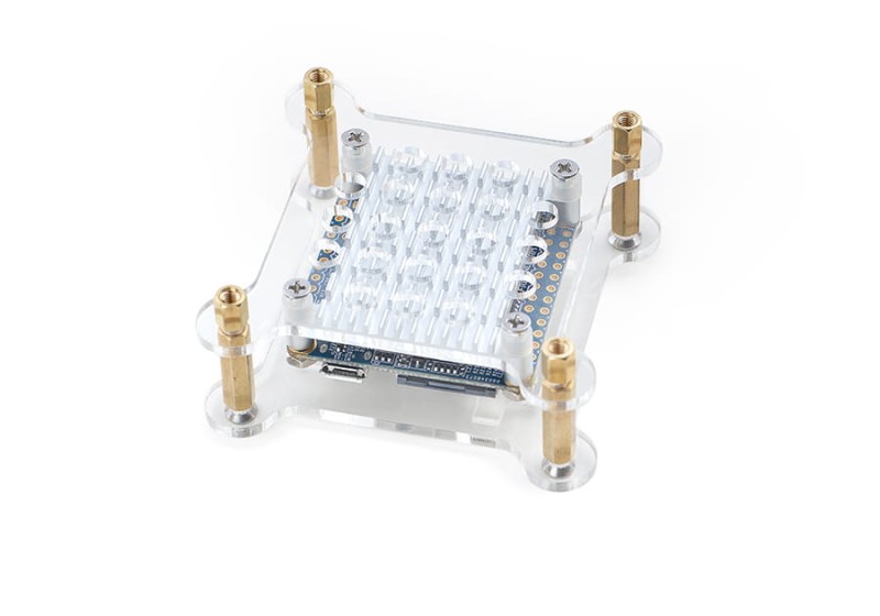 Air_Clear_Acrylic_Case_03-900x630.jpg