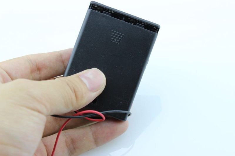 Battery-Holder-4xAAA-3.jpg