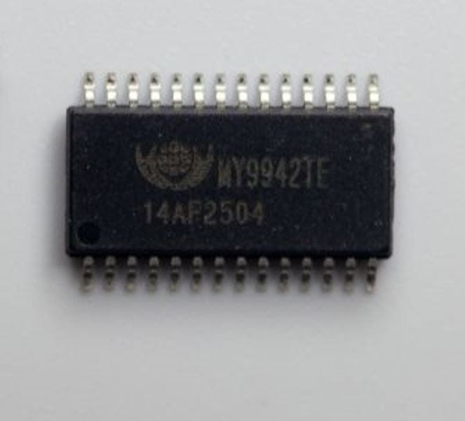 MY9942 - 1.jpg