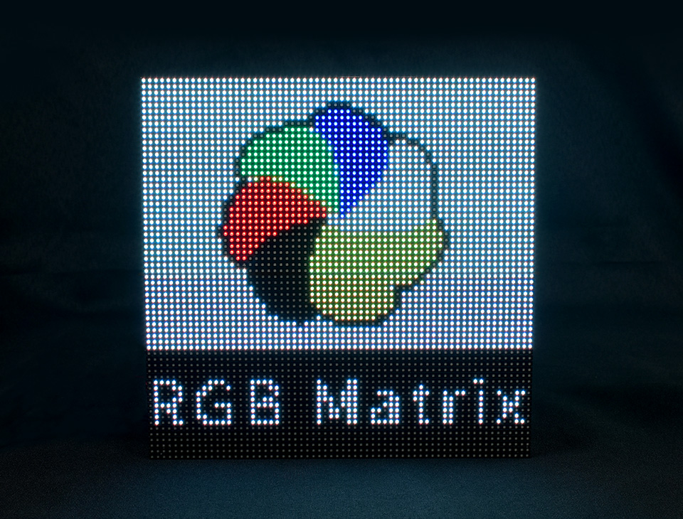 RGB 64×32 barevný LED maticový panel, nastavitelný jas