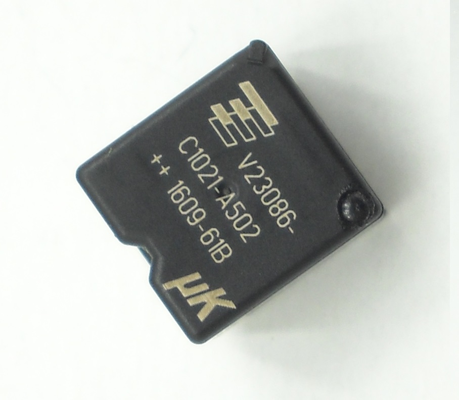 V23086-C1021-A502 przekaźnik 4 PIN dla automotive